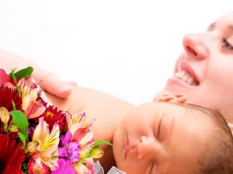 ¿Cómo elegir las flores para un recién nacido?